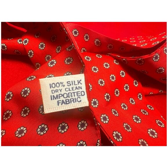 Red Patterned 100% Silk Fabric Belt / Sash Women's by Symphony Scarfs ~46" x 2" - Picture 3 of 4